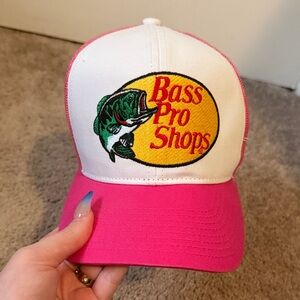NWOT Bass Pro Shops Pink and White Fishing Hat
